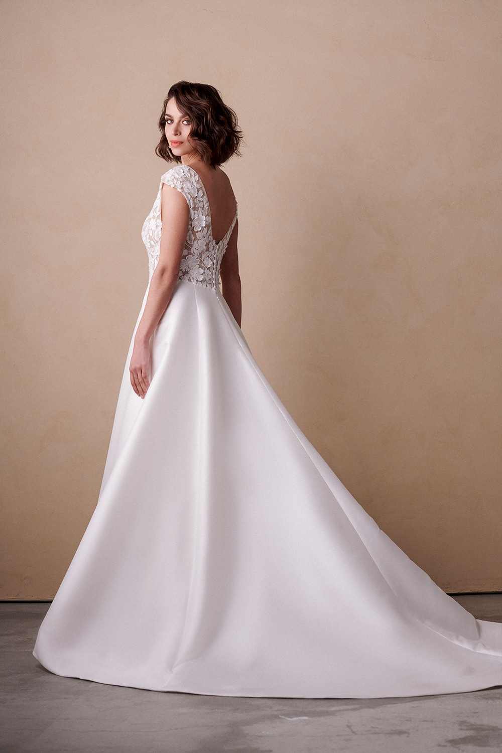 Long Beach HER Collection 2024 Bridal Catalogue by Marylise